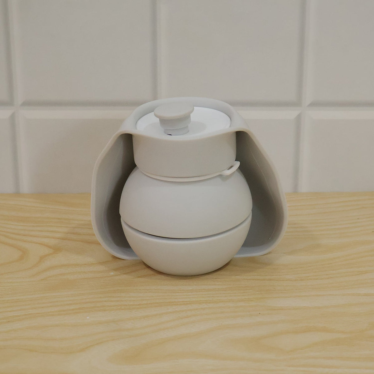 Portable 2-in-1 Pet Feeding Bowl And Water Dispenser For Outdoor Travel (1 Pc)